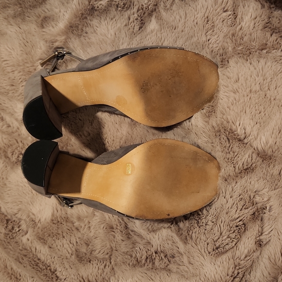 Vince Camuto Suede Heels - Picture 5 of 7